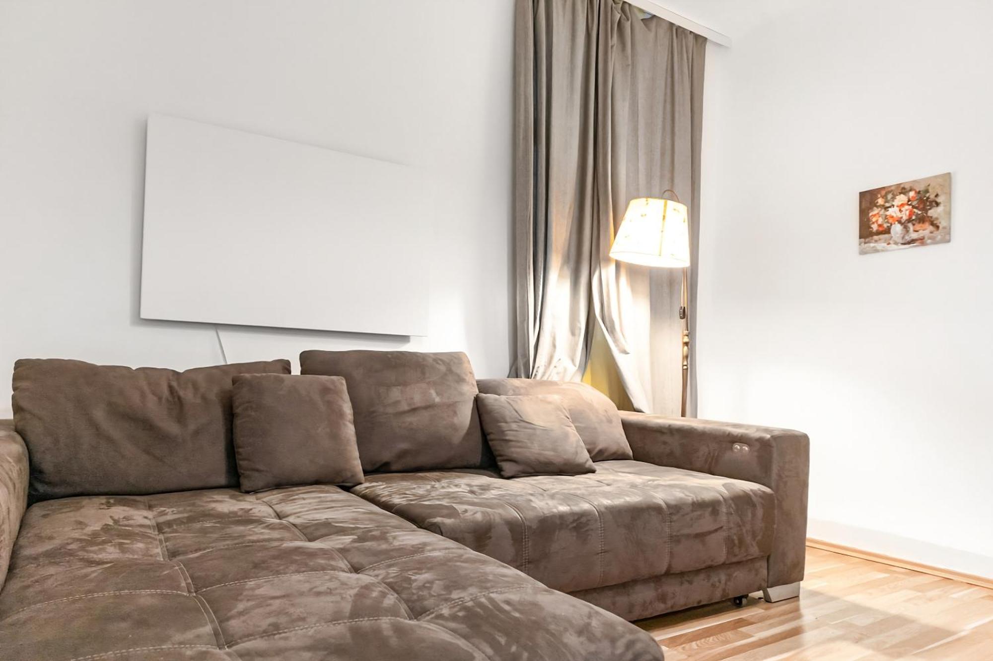 Apartment Budget Well Connected To The Whole *
