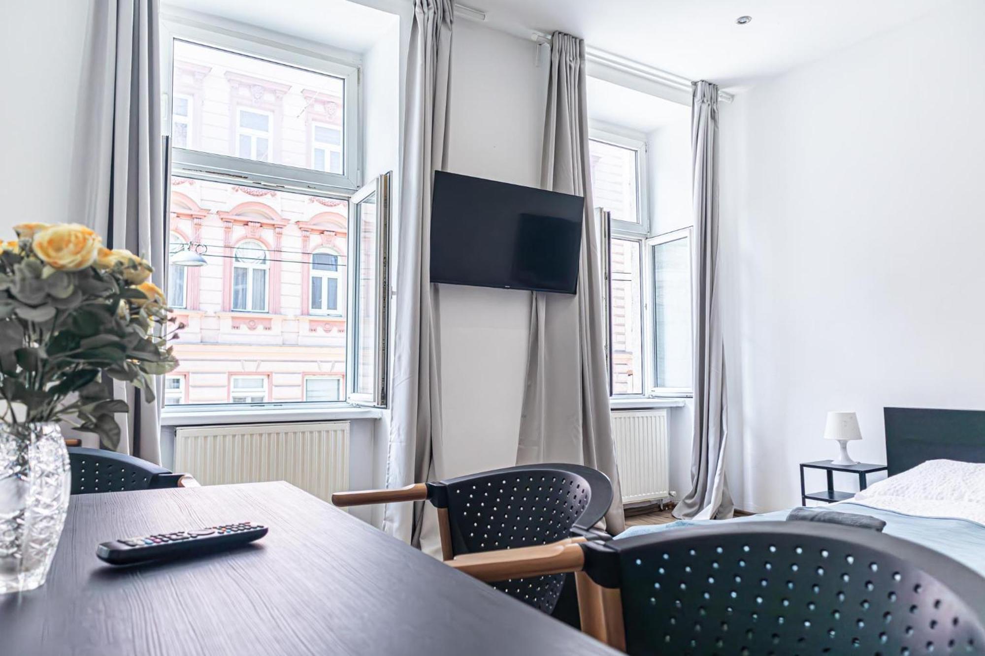 Apartment Budget Well Connected To The Whole Vienna